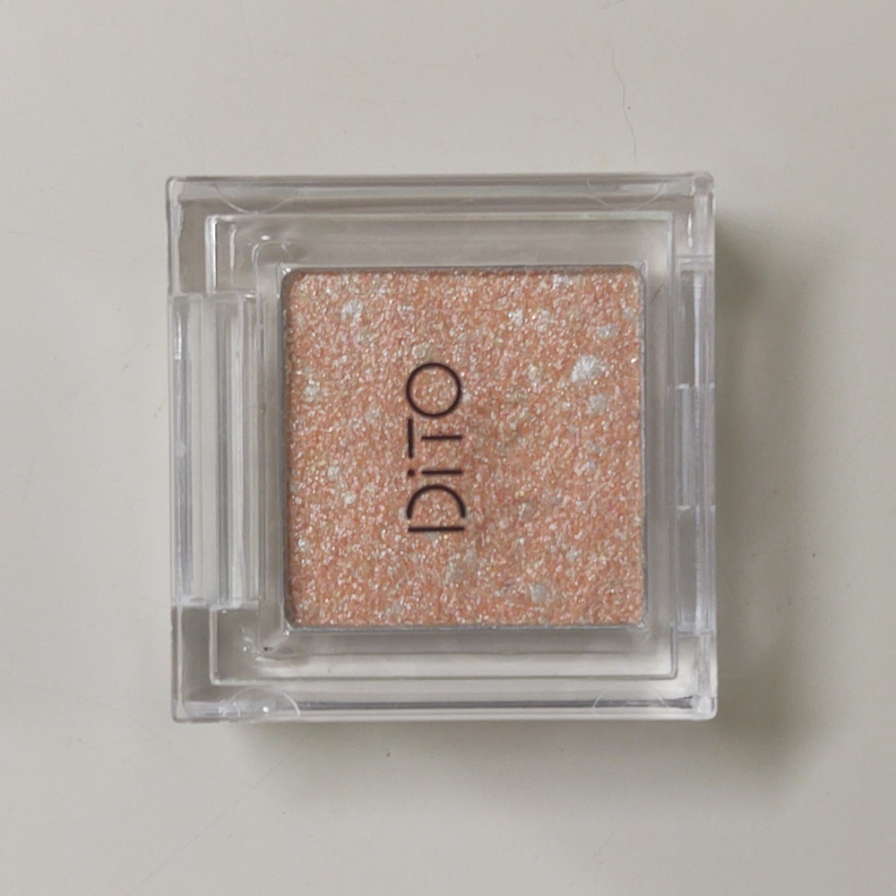 Ditto glitter shot eyeshadow